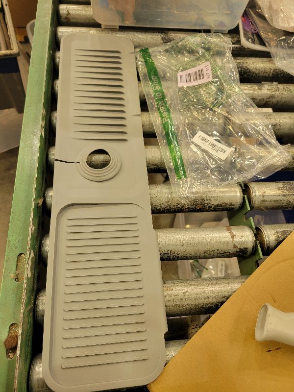 Photo 1 of 24 Inch Longer Faucet Mat for Kitchen Sink [5° Slope Fast Self-draining]Bathroom Kitchen Sink Splash Guard Silicone Sinks Faucet Mat Splash Guard for Kitchens Sinks Area Tidy Splashs Draining Mats