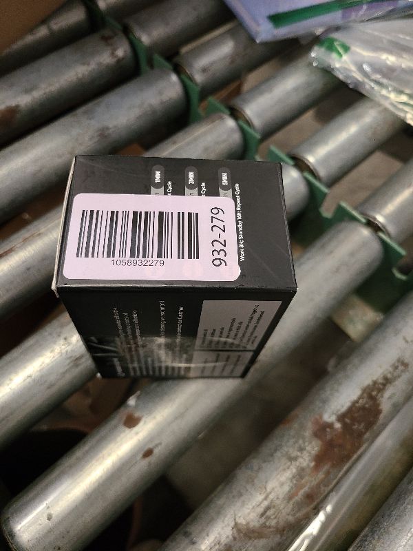 Photo 1 of Lecdura Waterless Diffuser for Essential Oil, Battery Operated Scent Air Aromatherapy Diffuser, Mini Portable Aroma Diffusers with 3 Mist Modes, Cycle Start for 400 sq.ft Home Office Bedroom - Silver