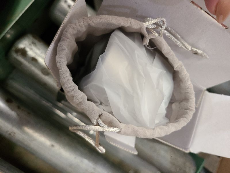 Photo 1 of Lecdura Waterless Diffuser for Essential Oil, Battery Operated Scent Air Aromatherapy Diffuser, Mini Portable Aroma Diffusers with 3 Mist Modes, Cycle Start for 400 sq.ft Home Office Bedroom - Silver