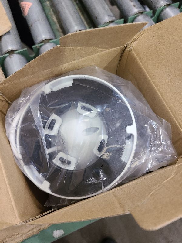 Photo 1 of Inwerang 8MP 4K PoE IP Security Camera with 5X Optical Zoom, H.265 Dome IP Camera, Smart Dual Light, Two Way Talk, SD Card Slot, 98ft IR Night Vision, 110°Wide Angle, Human/Vehicle Detection