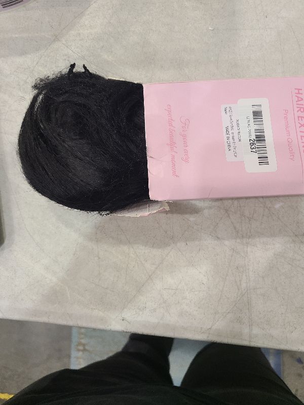 Photo 1 of 4PCS Clip-in Synthetic Hair Extensions Thick Natural & Soft Black Long Wavy Hair for Women 20 Inch Clip-on Hair Extensions for Party Use