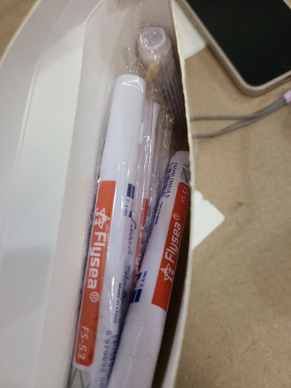 Photo 1 of 12 Pieces Grout Tile Pen Grout Restorer Pen Renew Repair Marker for Tile Wall Floor (White)