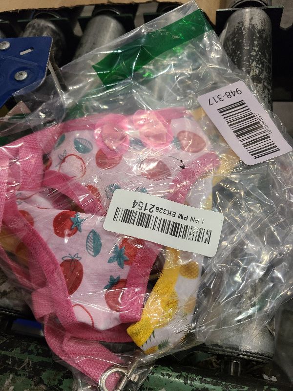 Photo 1 of 2 Pcs Adjustable Chicken Harness and Leash Set, Comfortable Chicken Vest Elastic Hen Vest with Strawberry Pineapple Print for Small Pets Duck Goose Hen Training Walking Supplies