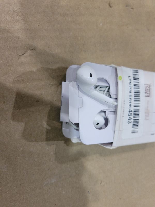 Photo 1 of 1Pack Wired Earphones for iPhone Earbuds with Lightning Connector (Built-in Mic & Volume Control) [Official Certified] Headphones Compatible with iPhone 14/13/12/SE/11/XR/XS/X/7/7Plus/8/8Plus Headsets