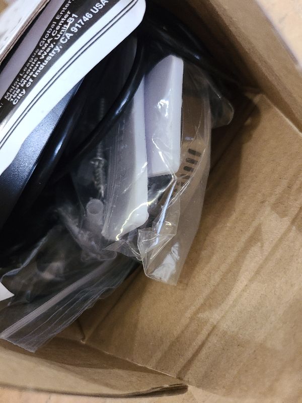 Photo 1 of 2025 TV Antenna,1200+ Miles Long Range TV Antenna, HD Digital TV Antenna Indoor with Signal Booster, Antenna for Smart TV and All Older TV's-Supports 4K 1080p -33ft Long Cables