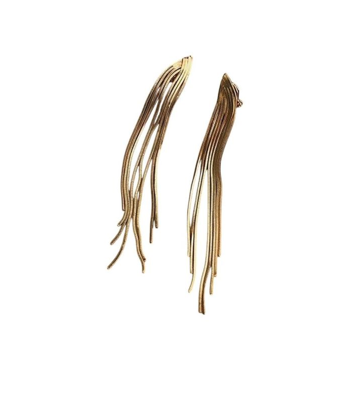 Photo 1 of 2025 Vintage Long Metal Chain Tassel Clip On Earrings Bohemian Geometric Without Piercing Ear Clips For Women Party Jewelry Gift Fashion Trendy Accessories Creative
