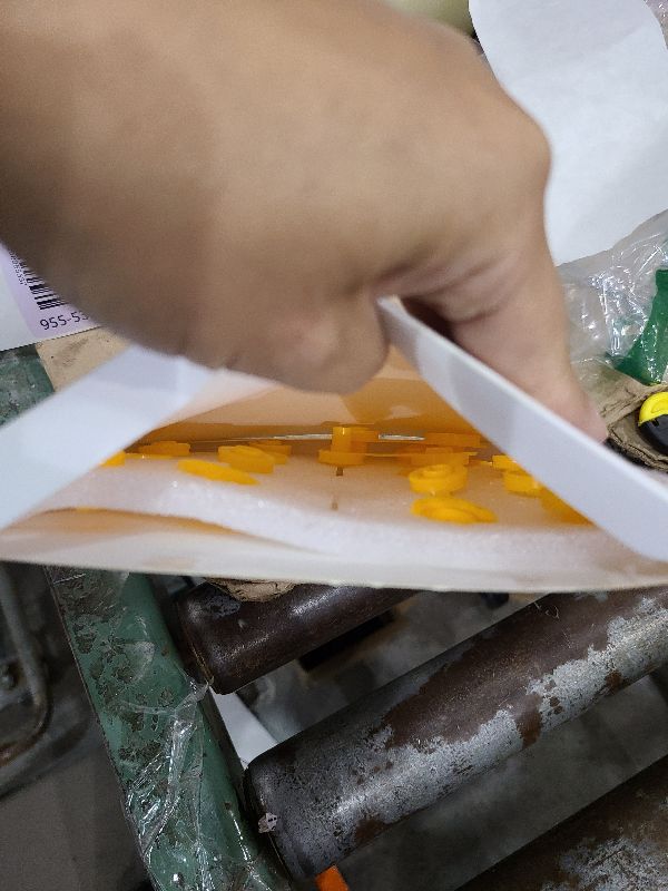 Photo 1 of ?? ??? Gas can Vents for Plastic Gas Cans, Gas Can Vent Caps, Yellow Fuel Gas Can Jug Vents/Cap Replacement