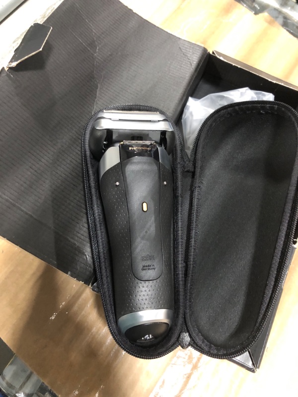 Photo 1 of ***missing parts*** Braun Series 9 9517s PRO+ Electric Razor for Men, 5 Pro Shave Elements & Precision Long Hair ProTrimmer, Charging Stand, Braun’s Best for Smooth Skin, Wet & Dry Electric Razor with 60min Runtime
