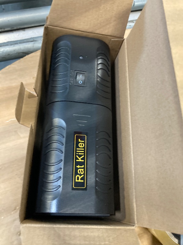 Photo 1 of ***used***dirty *** Rat Traps Electric Mouse Trap Indoor Outdoor for Chipmunk Squirrel Mice Rats (Large)