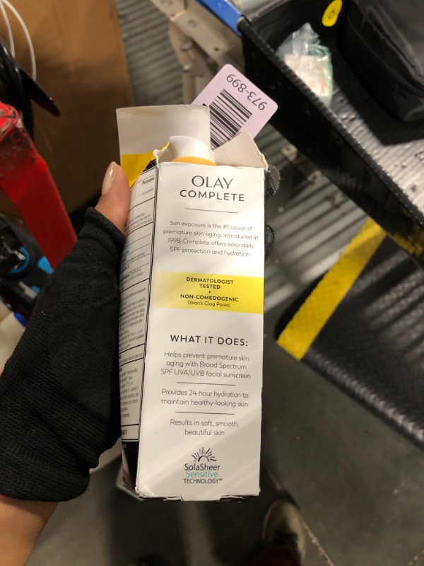 Photo 1 of ** ONE**
Olay Face Moisturizer, Complete with Sunscreen SPF 30, Fragrance-Free for Sensistive Skin, Broad Spectrum Sun Protection, Long-Lasting Hydration, Non-Comedogenic - Vitamin E & Aloe - 2.5 Oz - 2 Pack