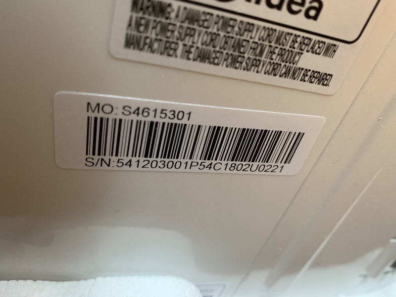 Photo 1 of ** missing remote**
Midea 8,000 BTU Smart Inverter Air Conditioner Window Unit with Heat and Dehumidifier – Cools up to 350 Sq. Ft., Energy Star Rated, Quiet Operation, Electronic Controls, Remote Control, White