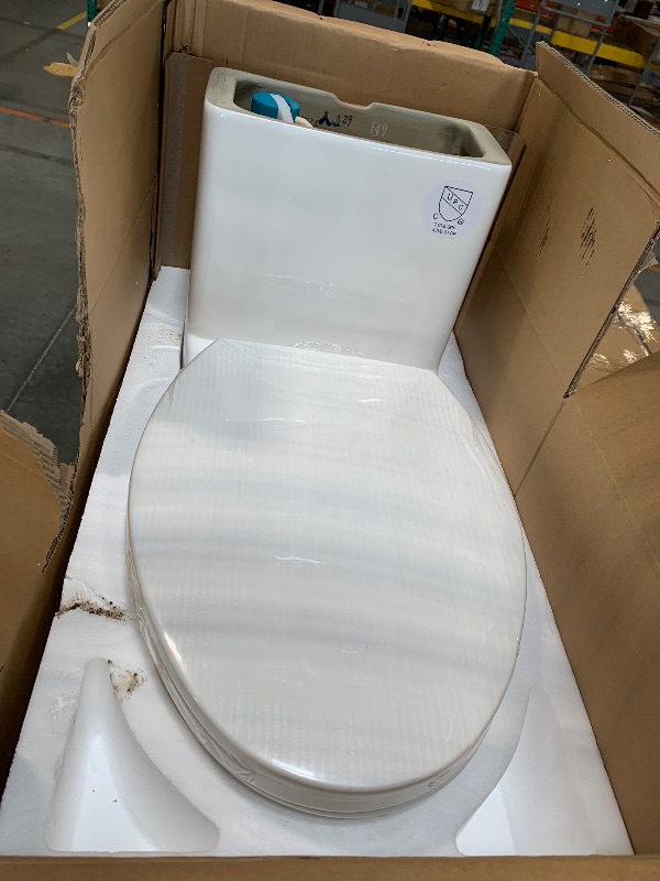 Photo 1 of ** missing some installment hardware**
DeerValley Symmetry One Piece Toilet, Dual Flush 1.1/1.6 GPF Elongated Standard Toilet for Bathroom, Toilets with Comfortable Seat Height (Seat Included) (White)