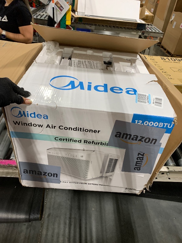 Photo 1 of ** FRONT PANEL IS LOOSE**
Midea 12,000 BTU U-Shaped Smart Inverter Window Air Conditioner–Cools up to 550 Sq. Ft., Ultra Quiet with Open Window Flexibility, Compatible with Alexa/Google Assistant, 35% Energy Savings (Renewed)