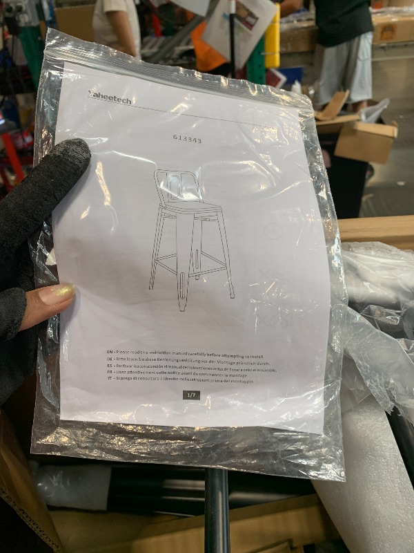 Photo 1 of ** MISSING HARDWARE**
Yaheetech 30" Metal Barstools Set of 4 Bar Height Bar Stools with Wooden Top Low Back Industrial Bar Stools Metal Stool for Indoor-Outdoor Counter Stools with Wooden Seat Matte Black