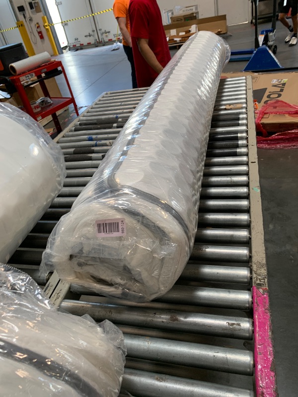Photo 1 of **FACTORY SEALED** SOLD AS IS/NO REFUND**
King Mattress,14 Inch King Size Mattresses in a Box,Memory Foam Hybrid Mattress , Individual Pocket Spring for Motion Isolation &Zoned Support & Pressure Relief,Medium Firm (King, 14, Inches)