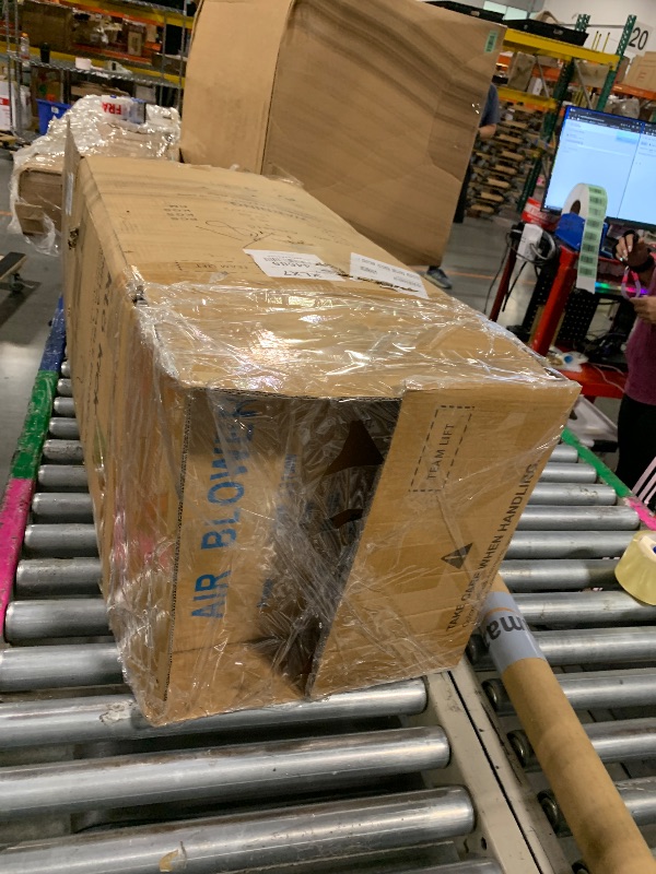 Photo 1 of ** no pump**
Klo Kick Inflatable Bounce House for Big Kids, 15' x 12' Large Outdoor Bouncy Castle with Blower, Wider Slide & Basketball Hoop, Holds 6 Kids Great for Birthday or Party, 600lbs (Yellow & Green)