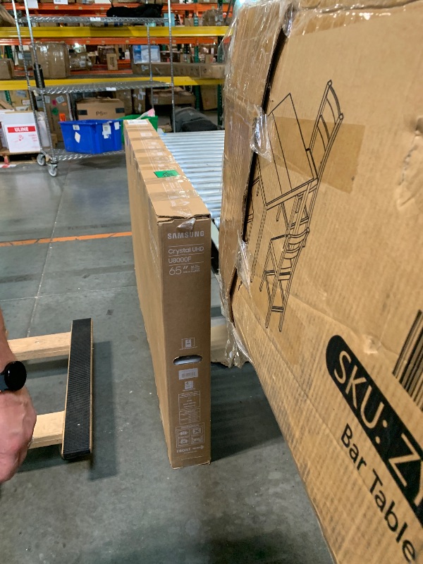 Photo 1 of ** damage at the top of the tv**
Samsung 65-Inch Class Crystal UHD U8000F 4K Smart TV (2025 Model) Endless Free Content, Crystal Processor 4K, MetalStream Design, Knox Security, Alexa Built-in