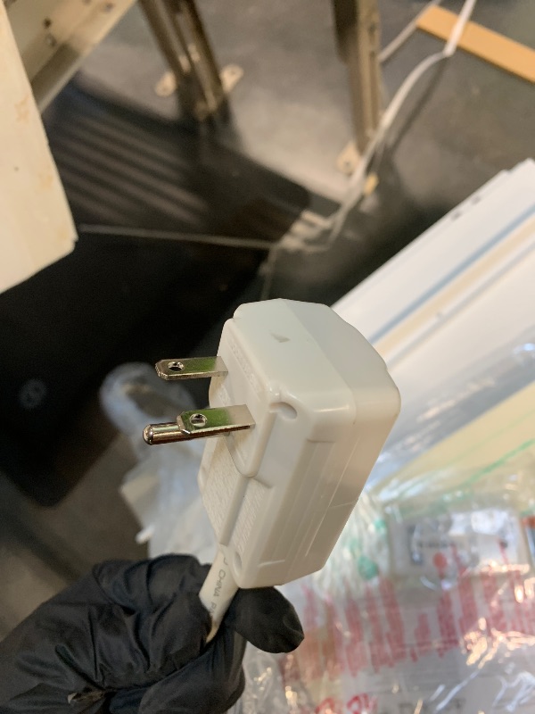 Photo 1 of ** unable to test, do not have correct plug type**
LG 23,500 BTU Dual Inverter Smart Window Air Conditioner, 230V, Air Conditioner Cools Rooms up to 1,440 Sq. Ft., Ultra Quiet Operation, with LG ThinQ, Amazon Alexa & Hey Google, White