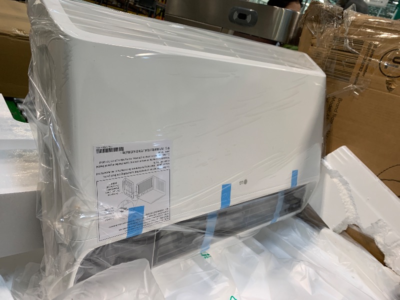 Photo 1 of ** unable to test, do not have correct plug type**
LG 23,500 BTU Dual Inverter Smart Window Air Conditioner, 230V, Air Conditioner Cools Rooms up to 1,440 Sq. Ft., Ultra Quiet Operation, with LG ThinQ, Amazon Alexa & Hey Google, White