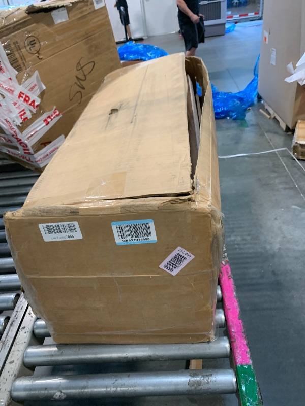 Photo 1 of ** missing hardware**
Sauder Cannery Bridge 4-Drawer Chest, L: 31.26" x W: 18.58" x H: 41.5", Sindoori Mango finish