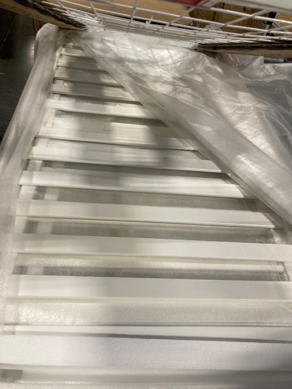 Photo 1 of **FACTORY SEALED** SOLD AS IS, NO REFUND/RETURN**
Delta Children Emery 4-in-1 Convertible Baby Crib - Greenguard Gold Certified, White