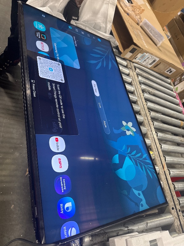 Photo 1 of *****IT TURNS ON PERFECTLY.****** Samsung 43-Inch Class QLED Q7F Series Samsung Vision AI Smart TV (2025 Model, 43Q7F) Quantum HDR, Object Tracking Sound Lite, Q4 AI Gen1 Processor, 4K upscaling, Gaming Hub, Alexa Built-in