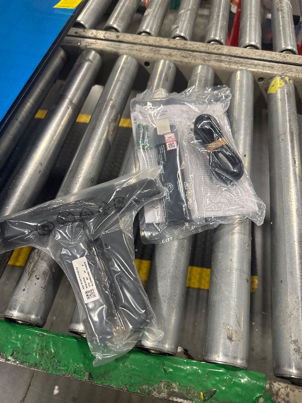 Photo 1 of *****IT TURNS ON PERFECTLY.****** Samsung 50-Inch Class Crystal UHD U8000F 4K Smart TV (2025 Model) Endless Free Content, Crystal Processor 4K, MetalStream Design, Knox Security, Alexa Built-in