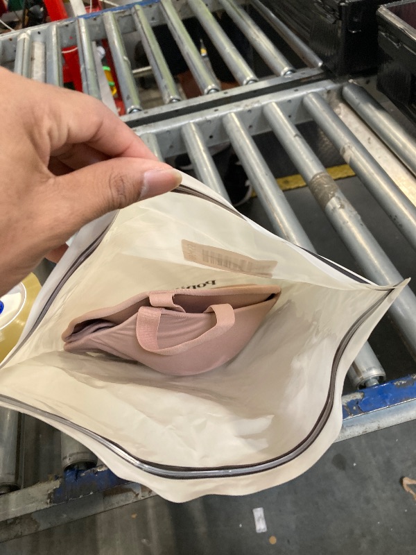 Photo 1 of ****BEIGE**** T Shirt Bras for Women No Underwire Supportive Push Up Bralettes Wireless Full Coverage Plus Size Bra M