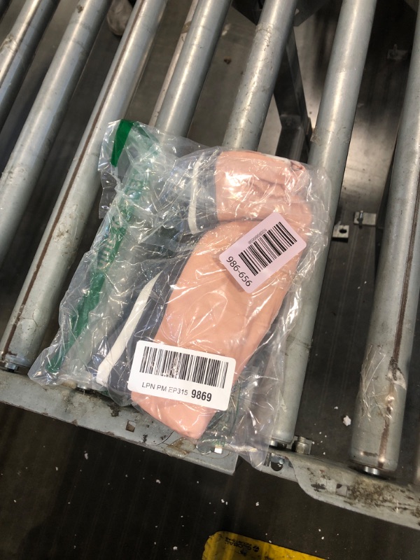 Photo 1 of ***ONLY ONE TANK IN PACKAGEE*****Zeagoo Womens Tank Tops Loose Fit Sleeveless Crewneck Basic Blouse Casual Summer Side Split Work Shirts Black&Multicolor L