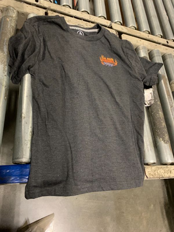 Photo 1 of (Art on Back) American Flag Deer Hunting Camo Women Kids Men T-Shirt