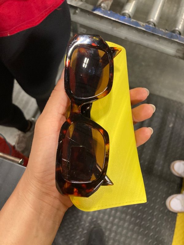 Photo 1 of ***ONLY BROWN PAIR**NO BLACK PAIR***mosanana Trendy Rectangle Sunglasses for Women Men Black Tortoise Shell Retro Fashion Cool 90s Cute Funky Stylish Chunky