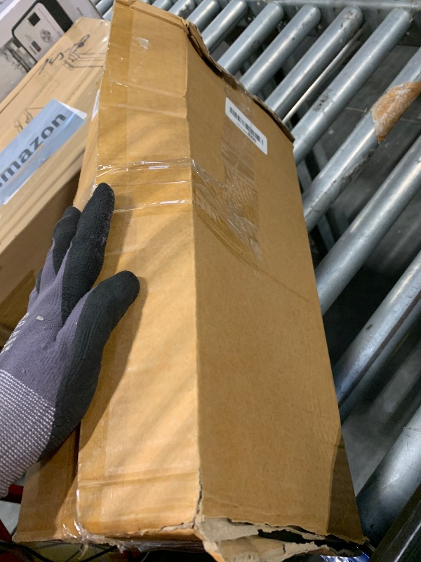 Photo 1 of *** a glass missing and straws as well*** TUZAZO 20 Oz Glass Tumblers with Lids and Straws - 4 Pack Embossed Glass Iced Coffee Cup with Straw and Lid, Thicken Glasses, Ideal for Smoothieds, Cocktails, and Juices