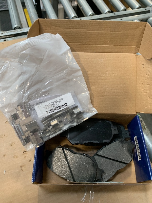 Photo 1 of ****SIMILAR****

BOSCH BC1212 QuietCast Premium Ceramic Disc Brake Pad Set - Compatible with Select Lexus ES300h, ES350, HS250h; Pontiac Vibe; Toyota Avalon, Camry, Matrix, RAV4; REAR