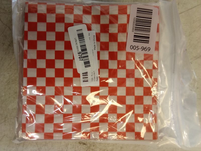 Photo 1 of 200 Pcs Waxed Paper Sheets Deli Paper Sheets Grease Resistant Food Basket Liners Checkered Square Sandwich Wraps for Burgers Bread Restaurant Barbecue Picnic (Red)