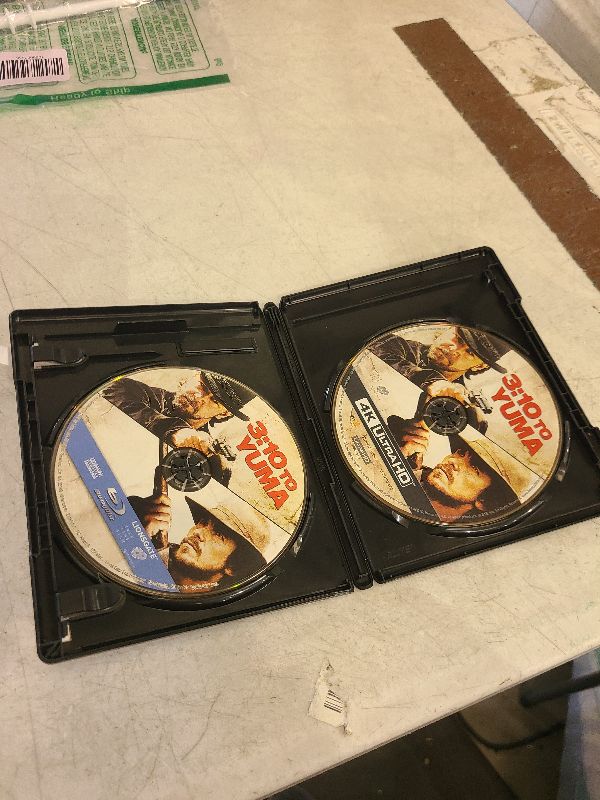 Photo 1 of 3:10 to Yuma 4K Ultra HD [Blu-ray + Digital HD] [4K UHD]