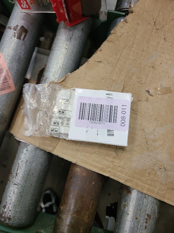Photo 1 of 25 Pack erless Led Tape Light Connectors Tighten Screw Terminal Blocks 2 Pin 8mm Connector with Screwdriver Wire to Strip Connector for 5v 12v 24v Monochrome LED Low Voltage Strip Decorative, 2P8MM