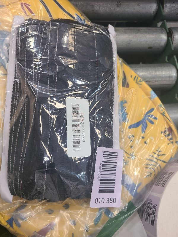 Photo 1 of 27 Yards Polyester Fringe,1inch Wide Tassel Fringe Trim,Decorative Lace Ribbon Boho Fabric Border Trim for Girls Clothing Curtain Dress Skirt Bag Sewing Craft(Black)