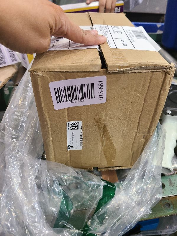 Photo 1 of 12 Pcs Mini Gold Frames Vintage Resin Picture Frame Flower Oval Rectangle Baroque Antique Small Gold Frames Resin Jewelry Display Table Frame for Christmas DIY Jewelry Home Wedding Holiday Party Decor