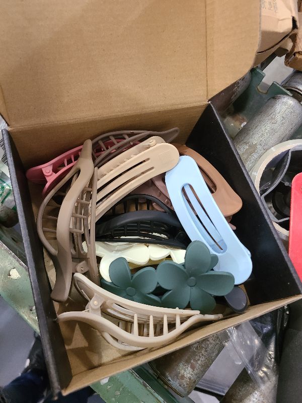 Photo 1 of 12 Pcs Multicolor Flat Hair Clips, YINGFENG Flat Claw Clip for Women, Matte Non-Slip Flower Claw Clips for Thin Thick Hair, Suitable for Women and Girls Wedding Party Accessories