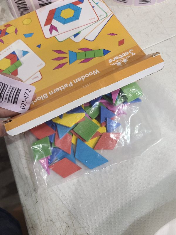 Photo 1 of 3 otters Wooden Pattern Blocks Shapes for Kids, Geometric Tangram Puzzle with Activity Cards, 150 PCS Educational Toy