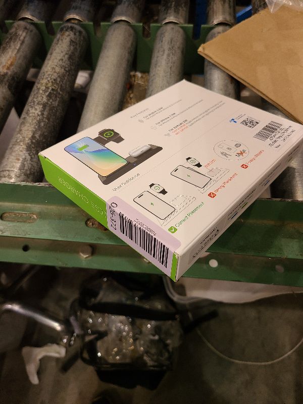 Photo 1 of 2025 Traveling Portable Wireless Fast Charger for Apple & Android Charging Station,3 in 1 Charging for iPhone 17 16 15 14 13 12,Apple Watch Series & Air pods 4 3 2 Pro,Samsung Galaxy-Gifts for Family