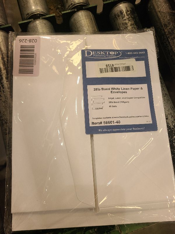 Photo 1 of 28lb White Linen Resume Paper & Envelopes - 40 Sets