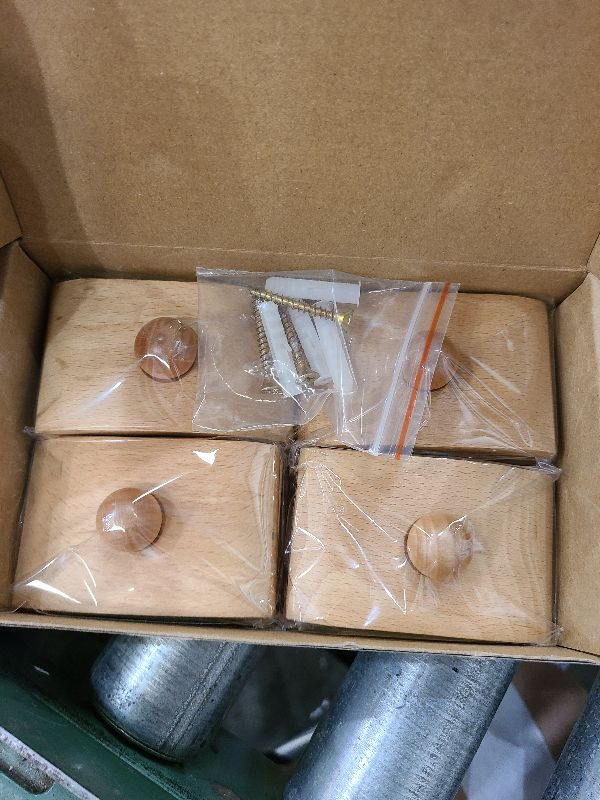 Photo 1 of 4 Large Quilt Hangers for Wall for Display, Wooden Rug Hangers for Wall Hangings, Decorate with Your Blanket and Tapestry Hangers (Light, 4 Large Clips with Hardware)