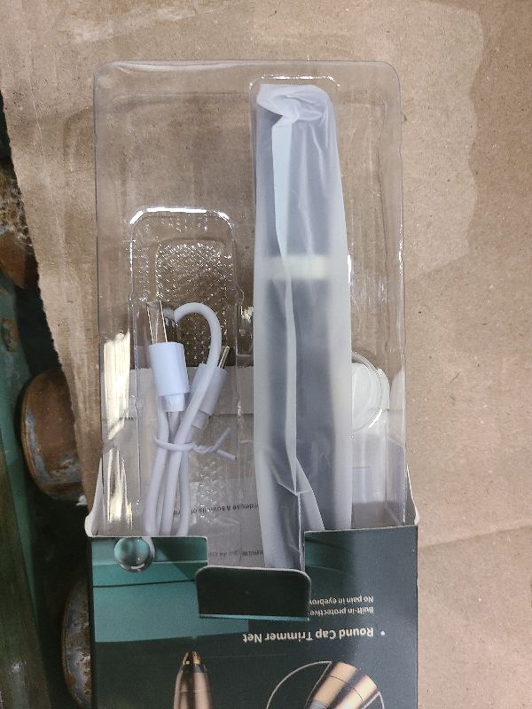 Photo 1 of 2 in 1 Heated Eyelash Curlers and Eyebrow Trimmer for Women, Electric Eyelash Curler with 2 Temperature Modes Anti-Burn USB Rechargeable Heated Eyelash Curler, Ideal Gift for Women (Black)