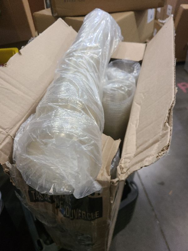 Photo 1 of 1000 clear dome Lids for 16 oz cups. 