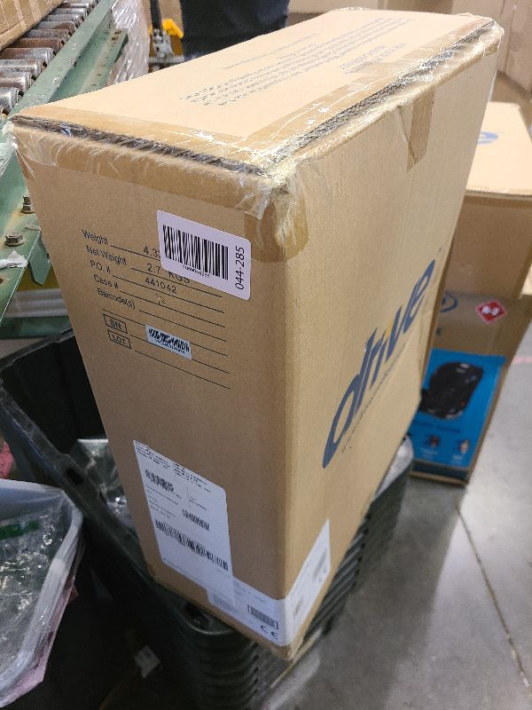 Photo 1 of 2-in-1 Locking Raised Toilet Seat with Tool-free Removable Arms