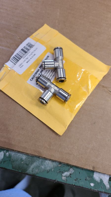 Photo 1 of 21838 Air Line Air Bag T-Fitting 1/4? Tube Union Tee Push-to-Connect Fitting (PTC), Pack of 2