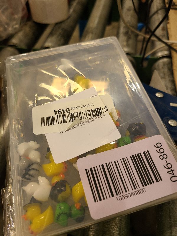 Photo 1 of 30pcs Halloween Mini Resin Ducks, Tiny Duck Figurines Miniature Small Halloween Ducks Party Favors Gifts Goodie Bag Fillers for DIY Craft Dollhouse Garden Micro Landscape Decorations