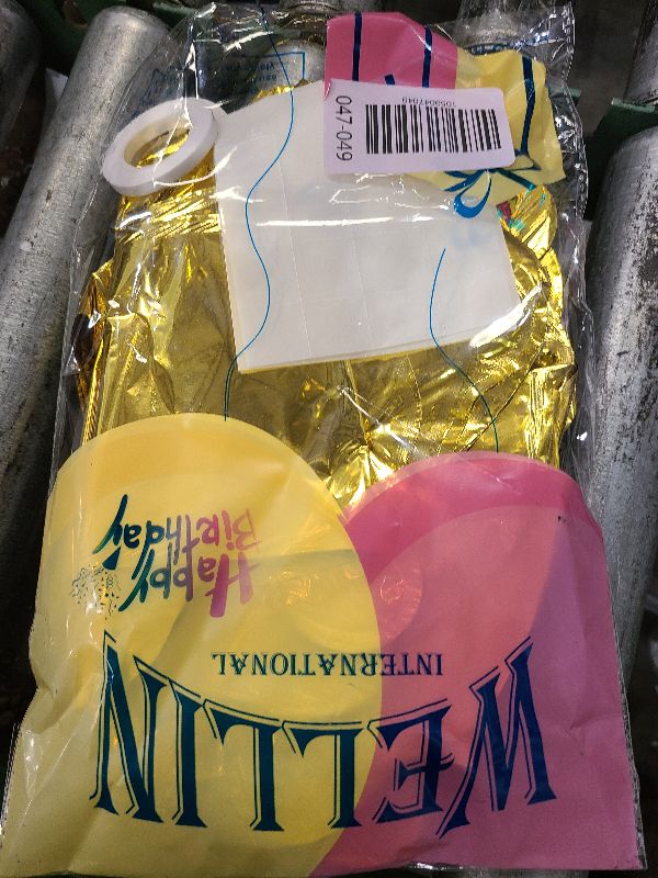 Photo 1 of [20 Pcs] 16" Gold Foil Number Balloons (2 sets of 0-9) - Mylar Aluminum Hanging Decorations for Graduation, Birthday, Christmas & New Year's Eve Parties