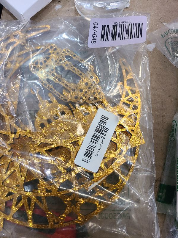 Photo 1 of 2 Pieces Wood Ramadan Decorations Islamic Eid Mubarak Kareem Table Sign Moon Hollow Star Ornament for Muslim Party Tabletop Decor Home Art Craft Decoration Golden Moon